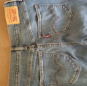 LEVI STRAUSS &CO. Slimming straight size 29